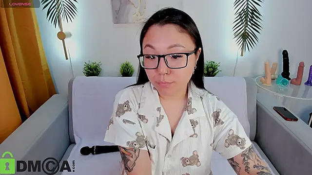 gentle muse online show from October 2025 09:45:01 PM