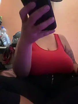 Madsion23 online show from December 2024 09:58:02 PM