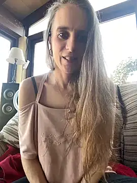 Snapshot of LadyChantale chatting on January 2025 12:42:01 PM LadyChantale online show from January 2025 12:42:01 PM