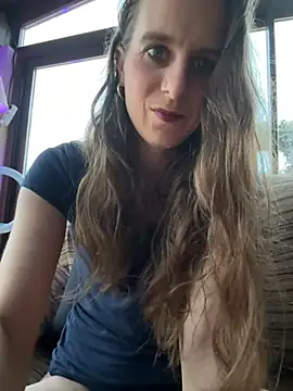 Snapshot of LadyChantale chatting on January 2025 07:15:01 AM LadyChantale online show from January 2025 07:15:01 AM