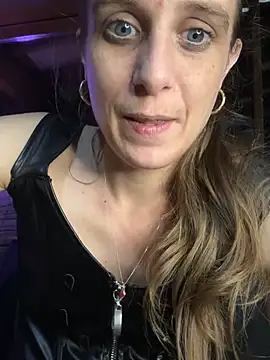 Snapshot of LadyChantale chatting on January 2025 05:41:01 PM LadyChantale online show from January 2025 05:41:01 PM