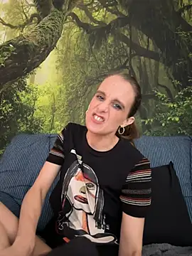 Snapshot of LadyChantale chatting on February 2025 04:24:02 PM LadyChantale online show from February 2025 04:24:02 PM