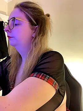 FlossyXgrace online show from September 2025 08:54:01 PM