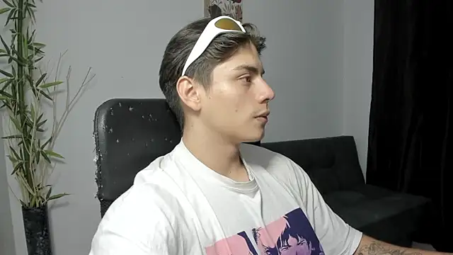 Giordano Russo online show from December 2024 09:09:01 PM