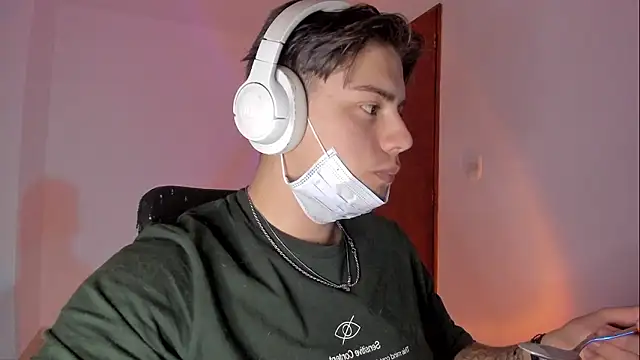 Giordano Russo online show from January 2026 07:27:01 PM