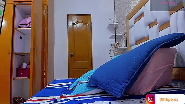 Snapshot of _kaarla_ chatting on September 2025 07:13:01 PM kaarla online show from September 2025 07:13:01 PM