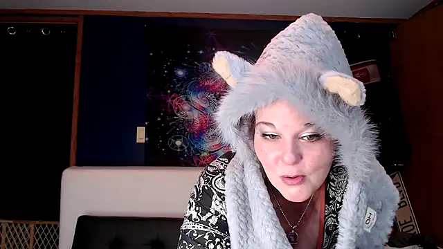 fieryrebel online show from December 2024 10:12:01 PM