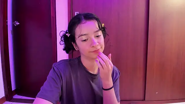  Lunnaa  online show from February 2025 05:01:01 AM