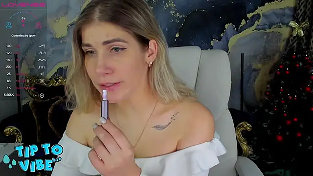 CassandraGood online show from January 2025 09:33:01 AM