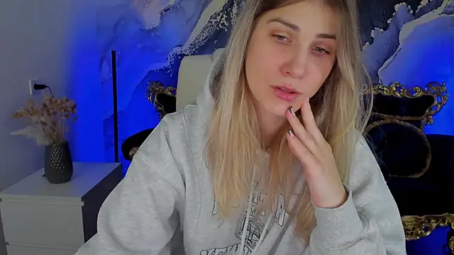 CassandraGood online show from February 2025 07:44:01 AM