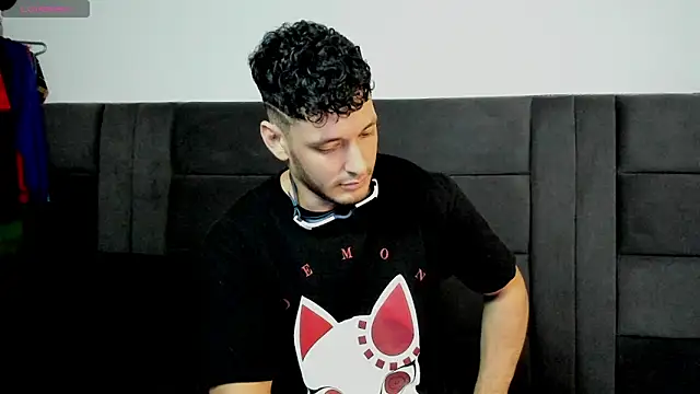 Snapshot of alejandro__2 chatting on April 2026 08:57:02 PM alejandro 2 online show from April 2026 08:57:02 PM