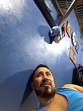 Eumanzor online show from March 2026 02:17:02 AM