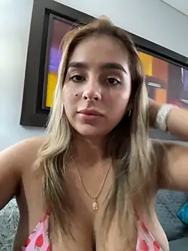 oriana zoeee online show from December 2024 09:48:01 PM