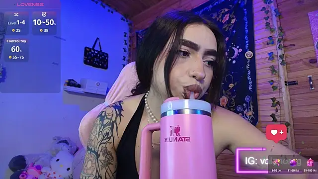 valenor  online show from September 2025 03:17:02 AM