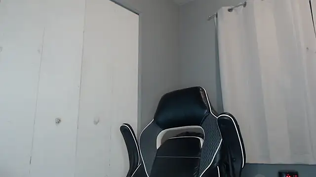 ChrisVacher online show from January 2025 04:25:02 AM