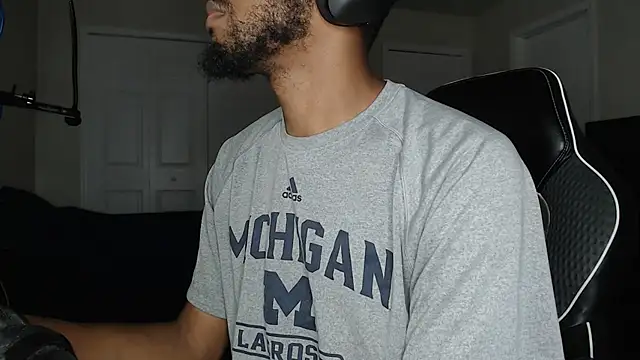 ChrisVacher online show from September 2025 02:44:02 AM