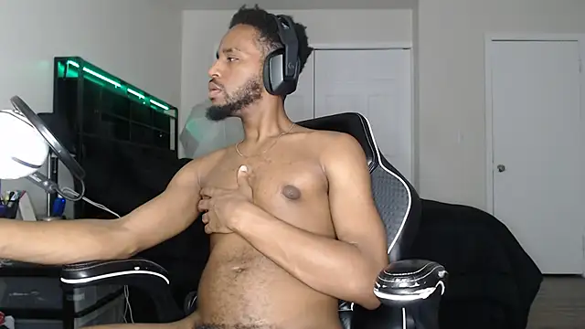 Snapshot of ChrisVacher chatting on February 2026 10:28:02 PM ChrisVacher online show from February 2026 10:28:02 PM