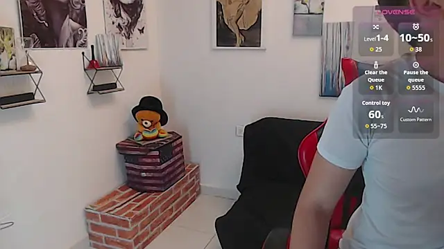 Oliverboy- online show from June 2026 11:35:01 PM