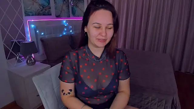 EsterLogan online show from January 2025 08:24:01 AM