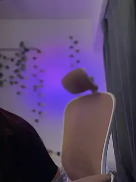 LunaXuan online show from September 2025 10:54:02 PM