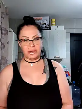 x  KHALEESI  x online show from February 2025 09:25:02 PM