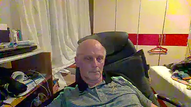 Snapshot of Kodiakch chatting on June 2026 08:33:02 PM Kodiakch online show from June 2026 08:33:02 PM