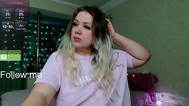 elven dreams  online show from November 2025 04:07:02 PM