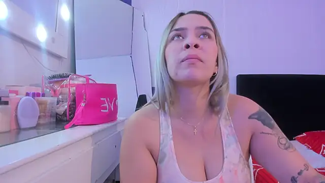 Byanca Winklar online show from December 2024 05:11:02 PM