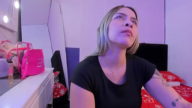 Byanca Winklar online show from December 2024 05:14:02 PM