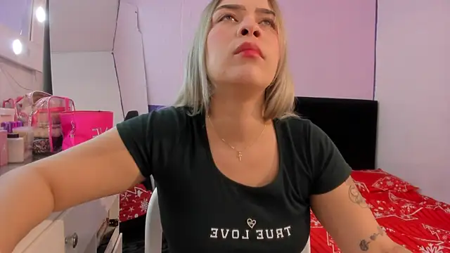 Byanca Winklar online show from December 2024 04:02:02 PM