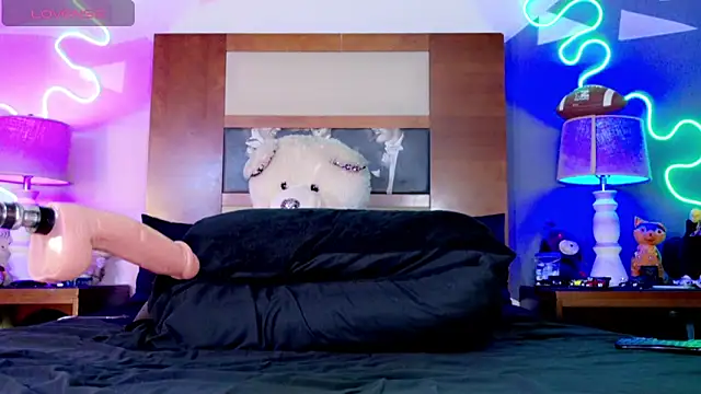 ashley 19xx online show from March 2026 12:48:01 AM