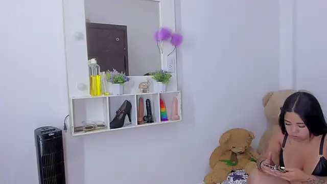 Emma lean online show from October 2025 11:30:01 AM