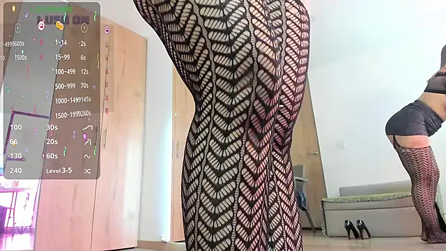 Ms Valerypawg online show from March 2025 01:18:02 PM