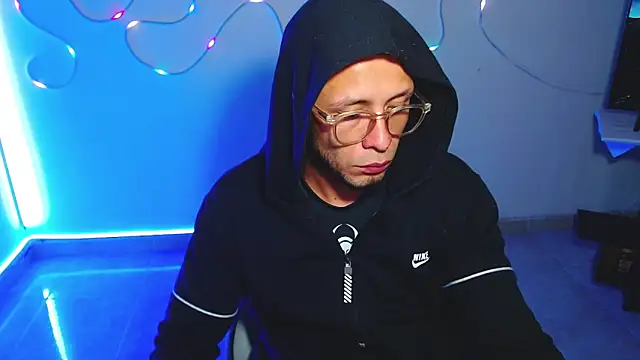 sebastian horny online show from December 2025 06:23:01 AM