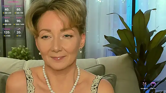 Snapshot of AkexandraFix chatting on February 2025 12:55:02 PM AkexandraFix online show from February 2025 12:55:02 PM