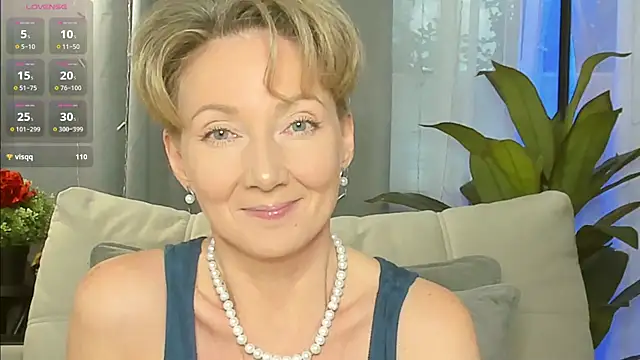 Snapshot of AkexandraFix chatting on February 2026 02:00:02 PM AkexandraFix online show from February 2026 02:00:02 PM