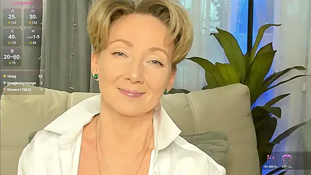 Snapshot of AkexandraFix chatting on February 2026 02:02:02 PM AkexandraFix online show from February 2026 02:02:02 PM