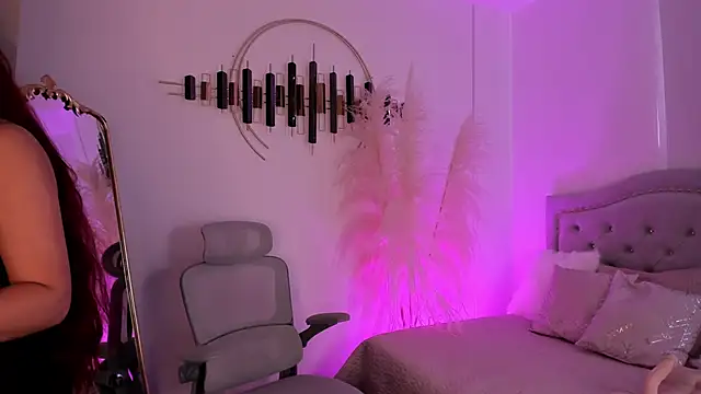 Snapshot of LaraBaker chatting on March 2025 05:17:02 PM LaraBaker online show from March 2025 05:17:02 PM