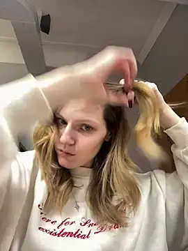 Snapshot of MaryHiggins chatting on February 2025 10:48:02 AM MaryHiggins online show from February 2025 10:48:02 AM