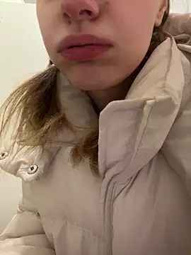 Snapshot of MaryHiggins chatting on February 2025 02:13:02 PM MaryHiggins online show from February 2025 02:13:02 PM