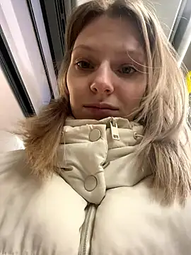 Snapshot of MaryHiggins chatting on February 2025 03:05:01 PM MaryHiggins online show from February 2025 03:05:01 PM