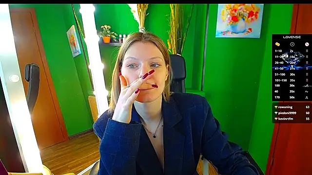 Snapshot of MaryHiggins chatting on February 2025 09:30:02 AM MaryHiggins online show from February 2025 09:30:02 AM