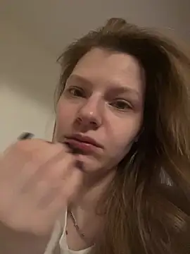 Snapshot of MaryHiggins chatting on March 2025 08:53:01 PM MaryHiggins online show from March 2025 08:53:01 PM