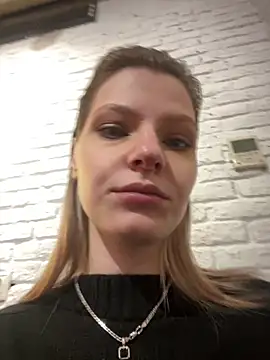 Snapshot of MaryHiggins chatting on March 2025 09:21:01 AM MaryHiggins online show from March 2025 09:21:01 AM