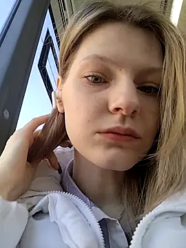 Snapshot of MaryHiggins chatting on March 2025 11:00:01 AM MaryHiggins online show from March 2025 11:00:01 AM