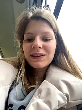 Snapshot of MaryHiggins chatting on September 2025 02:27:02 PM MaryHiggins online show from September 2025 02:27:02 PM