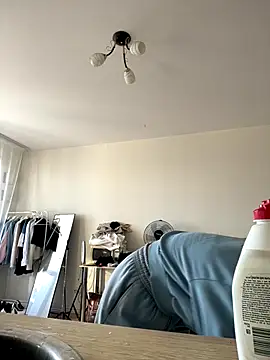 Snapshot of MaryHiggins chatting on October 2025 12:44:02 PM MaryHiggins online show from October 2025 12:44:02 PM