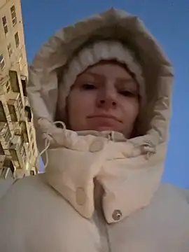 Snapshot of MaryHiggins chatting on November 2025 02:13:01 PM MaryHiggins online show from November 2025 02:13:01 PM