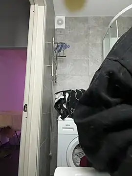 B Ratz online show from February 2025 11:32:01 PM