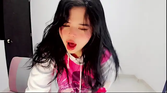 ariakyubi online show from December 2024 10:11:02 AM